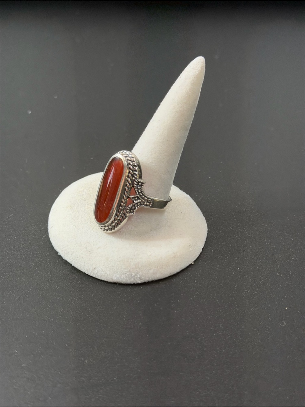 Vintage 925 Sterling Silver Oval Red Carnelian Bezel Set Ring Size 9 3mm Band